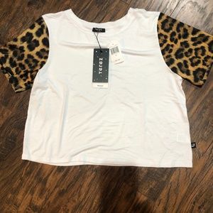Women's Terez t-shirt with Leopard Sleeves